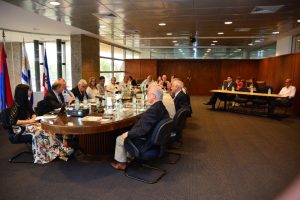 Reunión de Comisión Directiva ampliada a los socios y brindis de cierre 2017